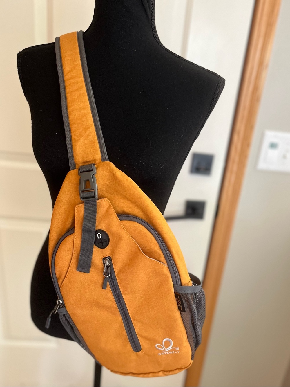 Waterfly crossbody sling bee yellow back pack water bottle pockets earphone hole